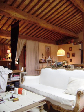 Отель Loft Ecologique  Вильек-Де-Корбьер